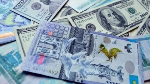 Расчетный курс доллара на 2023 год определили в Казахстане