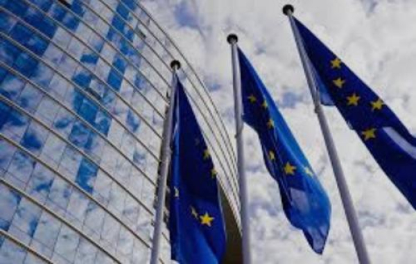 Еврокомиссия прогнозирует войну в Украине и санкции против России до конца 2027 года