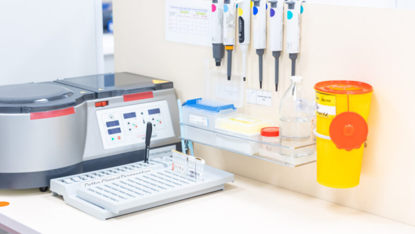 Десятки диагностических препаратов разработал Роспотребнадзор совместно с африканскими коллегами 22/04/2026 &ndash; Новости