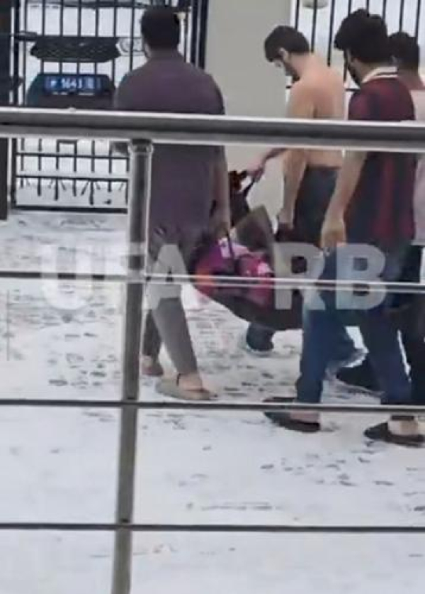 Мужчина с ножом напал на студентов медвуза в Уфе &mdash; пострадали шесть человек