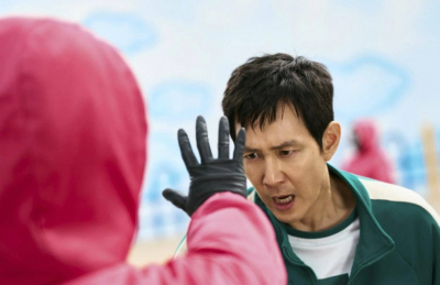 ИИ-звезда "Игры в кальмара" обманул женщину на 370 тысяч долларов