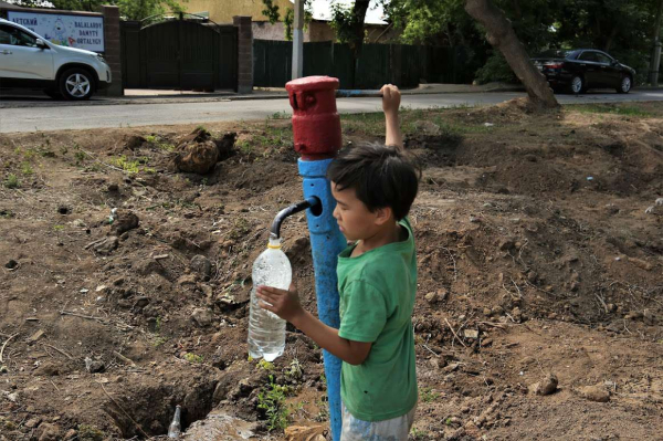 О медленной работе по обеспечению населения питьевой водой высказался Бектенов
