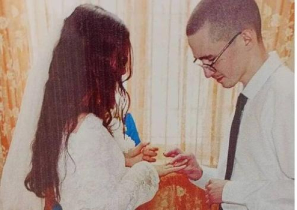 &laquo;Увидела в новостях и влюбилась&raquo;: казанский стрелок Галявиев женился в &laquo;Черном дельфине&raquo; на 18-летней девушке