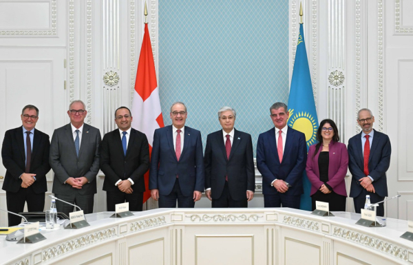 Глава государства провел переговоры с вице-президентом Швейцарии