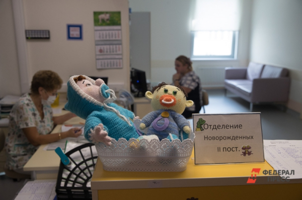 Подброшенная новорожденная девочка в Тюмени получила обморожение