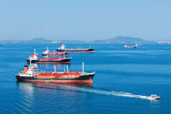 На Востоке решили &mdash; Ормуз без США: шансы для РФ, что будет с долларом