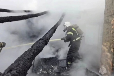 В Татарстане при пожаре в частном доме погибли мужчина и подросток