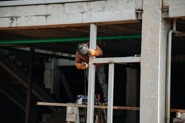 В новом микрорайоне Челнов строят мини-торговый центр (фото)