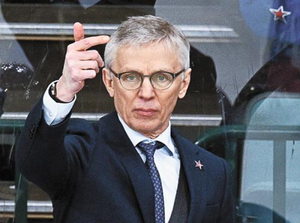 Ларионов не видит на Олимпиаде игроков из КХЛ