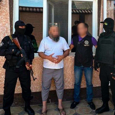 КНБ задержал 4 казахстанцев по подозрению в пропаганде терроризма