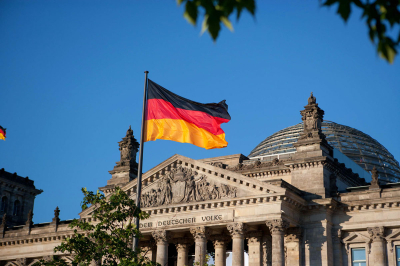 Дмитриев поинтересовался у&nbsp;Мерца о&nbsp;запасах нефти и&nbsp;газа, которые спасут ФРГ