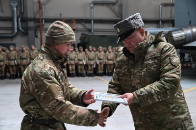 Двенадцать военнослужащих срочной службы получили гранты на обучение в вузе
