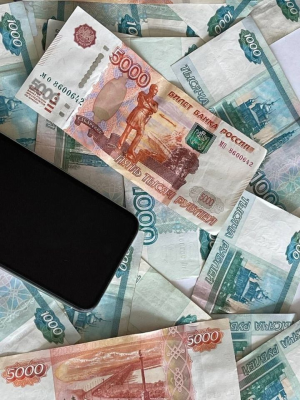 Трое челнинцев попались на стандартные схемы разводов по телефону