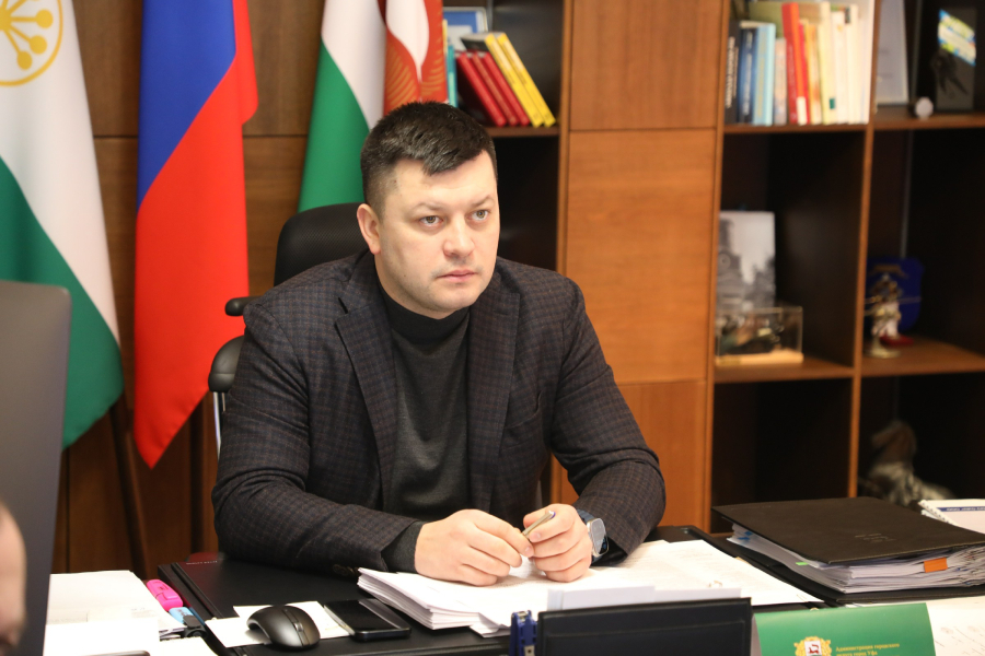 «Ъ»: Мэр Уфы обратился в генпрокуратуру и СКР с просьбой проверить законность его дела