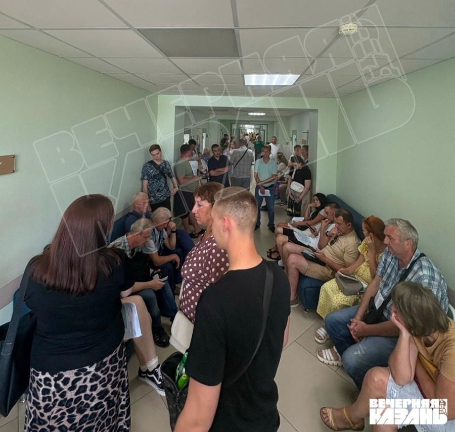В ГАИ объяснили, почему казанцы долго ждут замены истекших прав через МФЦ